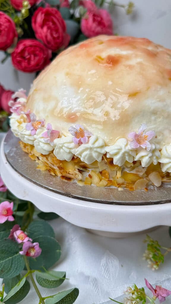 Grandiose Rhabarber-Kuppeltorte mit Zitronencreme: 1 A fruchtig, frisch ... Grandiose Rhabarber-Kuppeltorte mit Zitronencreme: 1 A fruchtig, frisch ...