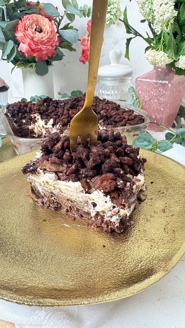 Krunchoco Cake /Lazy Cat Cake: Das virale Schoko-Knusper-Dessert 