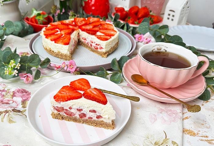 Philadelphia-Torte mit Erdbeeren ohne Backen: 5 Zutaten für diese Sommertorte