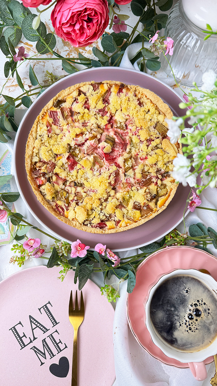 Rhabarber-Käsekuchen mit Streuseln Rezept: Ein 1 A Genuss für deine Geschmacksknospen