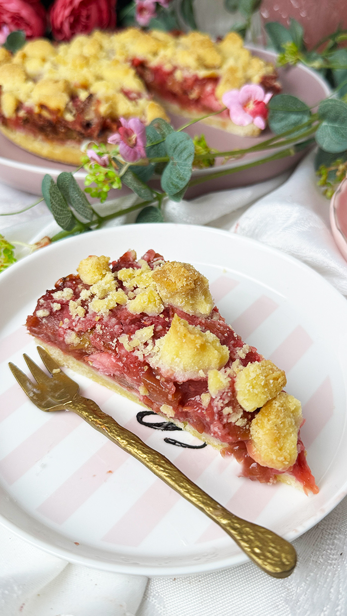 Rhabarberkuchen mit Streusel