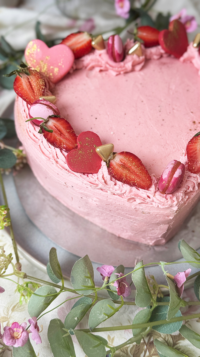 Schnelle Herztorte backen mit Erdbeeren für Muttertag oder Valentinstag 