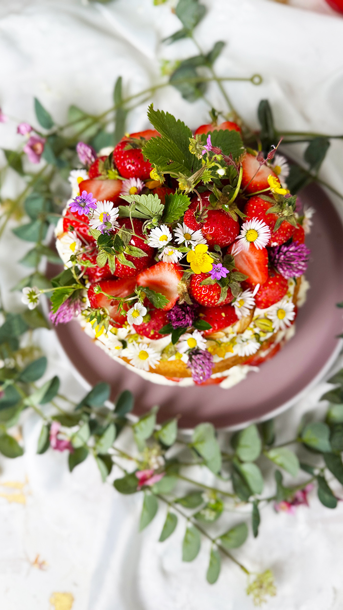 Schwedische Erdbeertorte Rezept / Midsommar-Torte Rezept