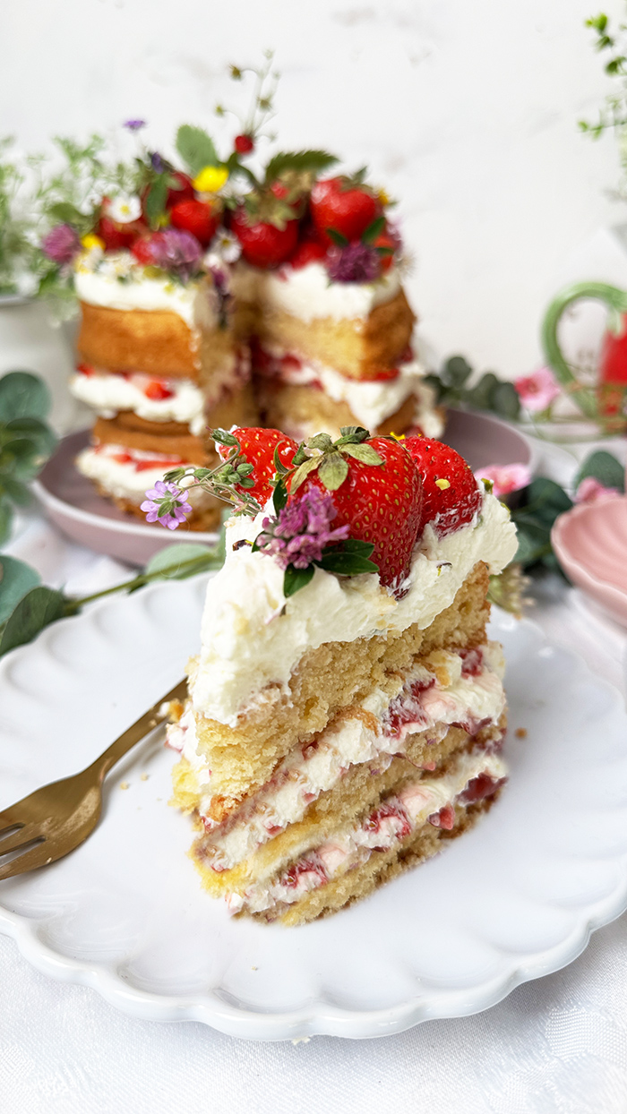 Schwedische Erdbeertorte Rezept / Midsommar-Torte Rezept