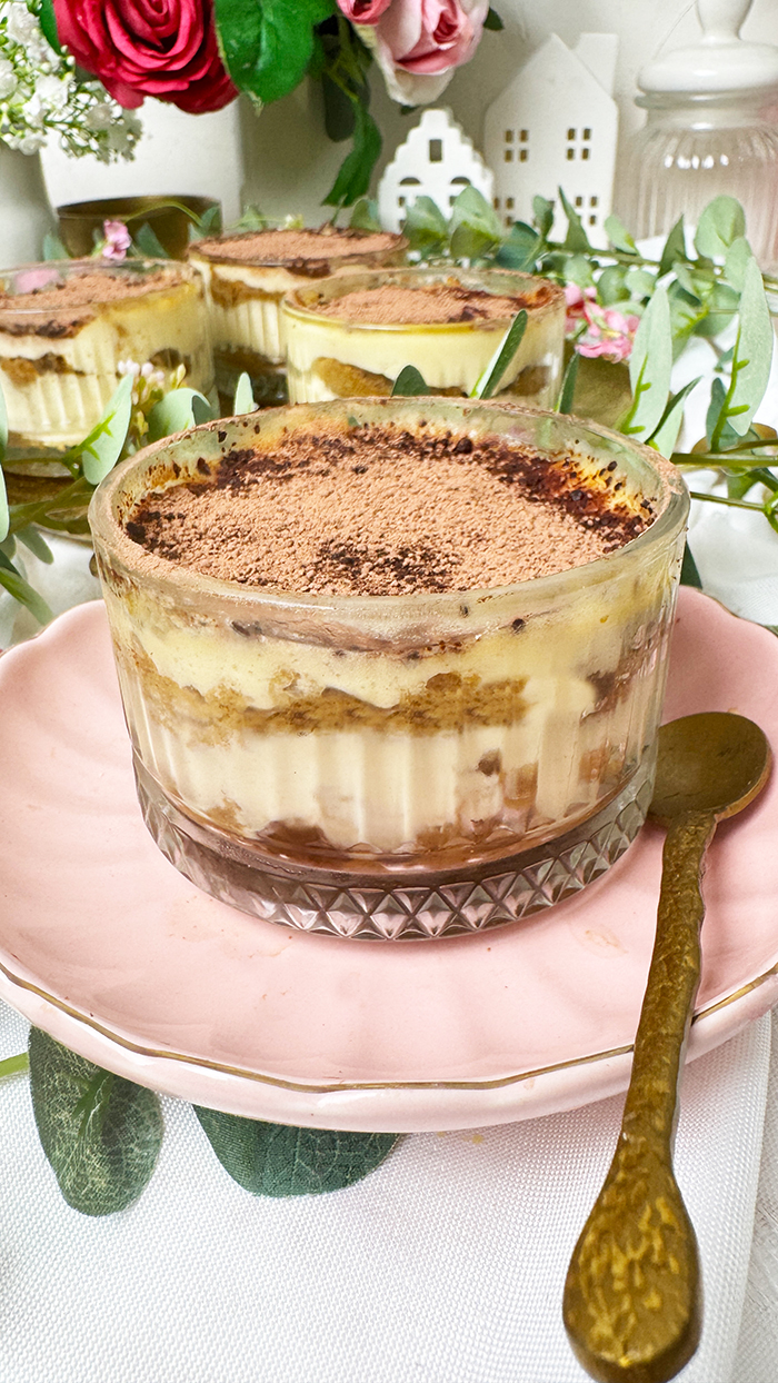 Original italienisches Tiramisu Rezept - 4 Stück auf einen Teller