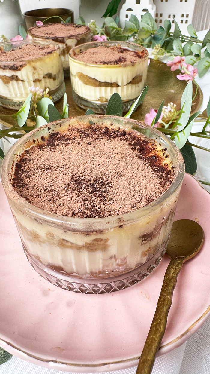 Original italienisches Tiramisu Rezept - 4 Stück auf einen Teller