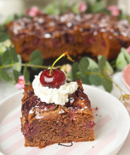 Einfacher Schoko-Kirschkuchen vom Blech: saftig, schnell gemacht und gelingsicher