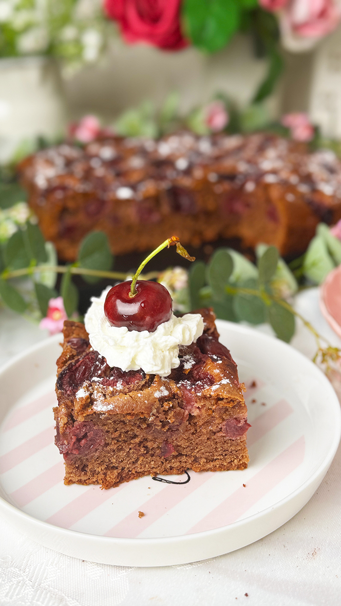 Einfacher Schoko-Kirschkuchen vom Blech: saftig, schnell gemacht und gelingsicher