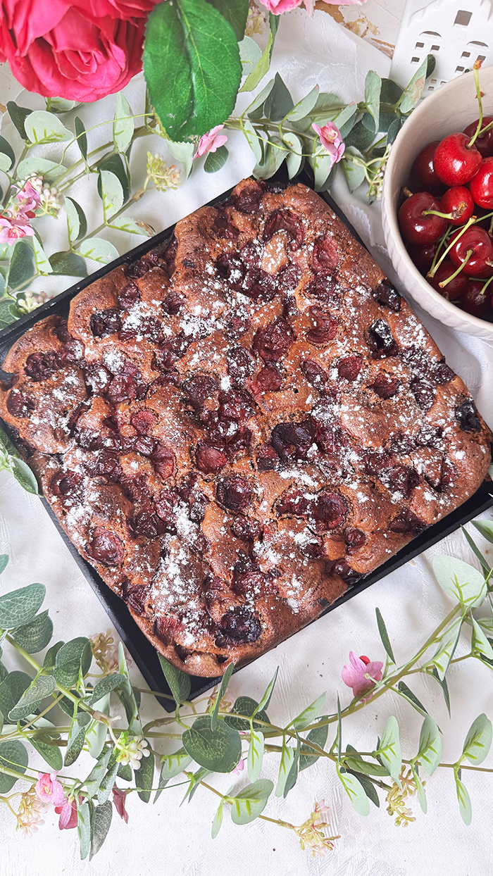Einfacher Schoko-Kirschkuchen vom Blech: saftig, schnell gemacht und gelingsicher