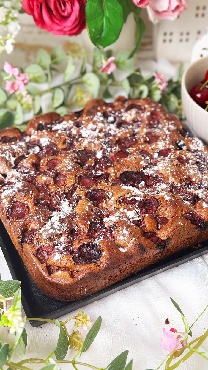 Einfacher Schoko-Kirschkuchen vom Blech: saftig, schnell gemacht und gelingsicher