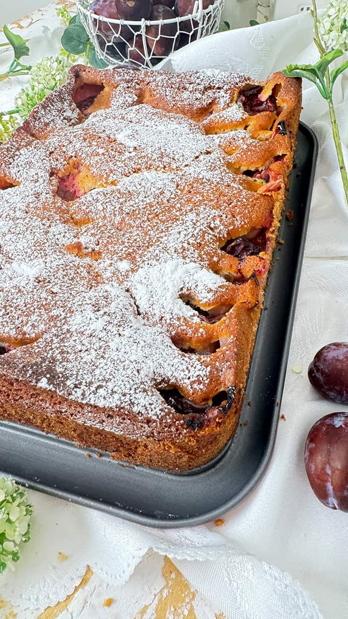 Schneller Zwetschgenkuchen vom Blech