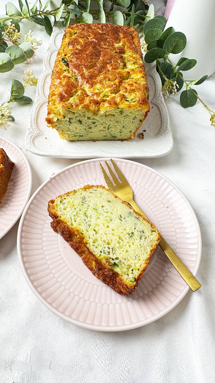 Saftiger Zucchini-Parmesan-Kuchen Rezept