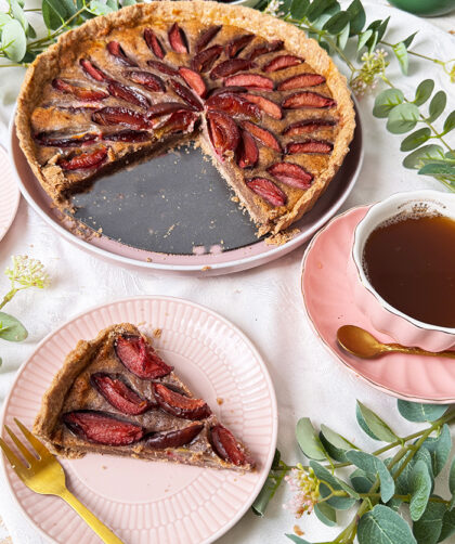 Sagenhafte Zwetschgentarte mit Nuss und Honig: Einfaches Rezept für den Spätsommer! 1 Sagenhafte Zwetschgentarte mit Nuss und Honig Rezept