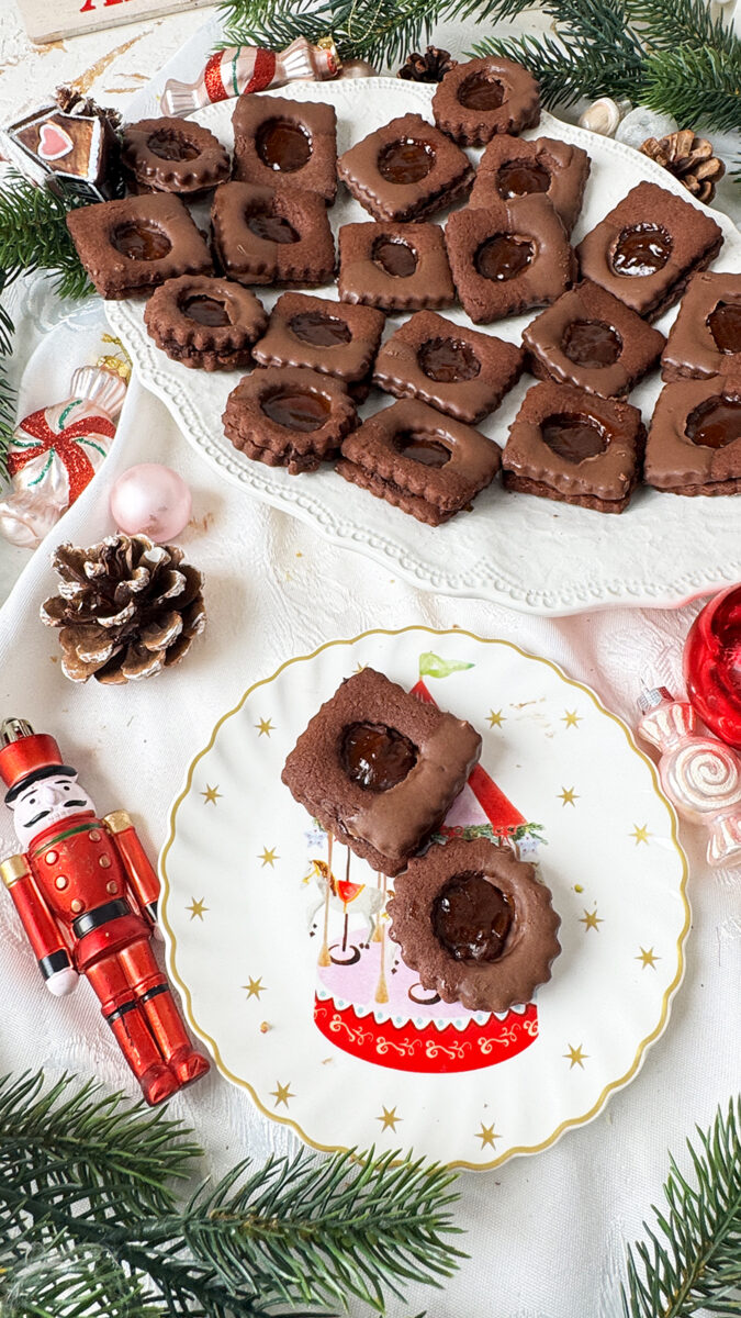 Sacher Plätzchen mit Marillenmarmelade, einfach und schokoladig 3 Sacher Plaetzchen Rezept