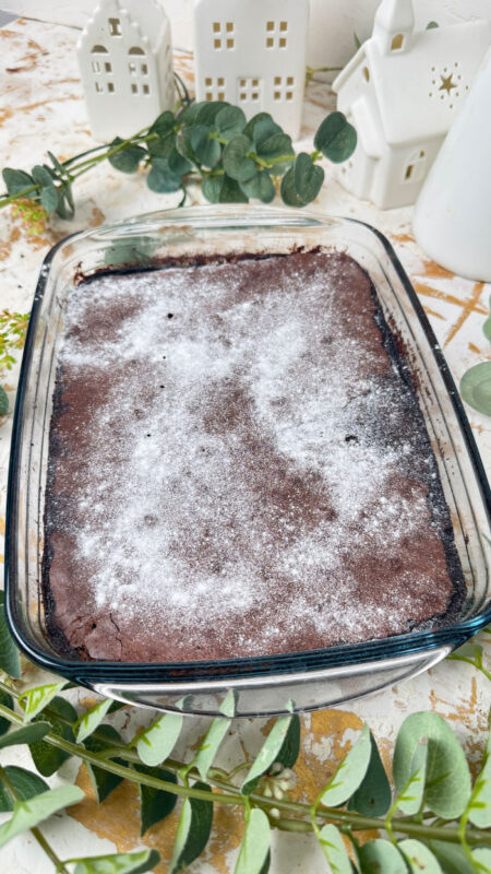 Viraler Brownie-Pudding nach Ina Garten, super saftig & einfach aus dem Ofen