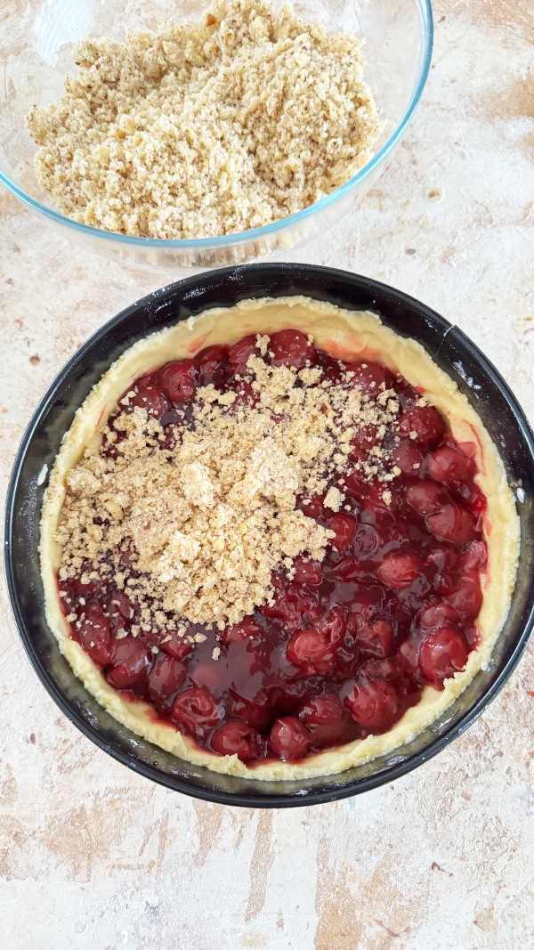 Saftiger Feuerwehrkuchen mit Streuseln: Omas bestes Rezept! 8 Saftiger Feuerwehrkuchen mit Streuseln: Omas bestes Rezept! 7