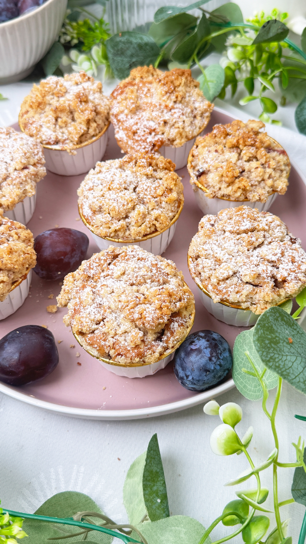Zwetschgen-Muffins mit Streuseln, saftig und einfach 2 Zwetschgen-Muffins mit Streuseln, saftig und einfach 2