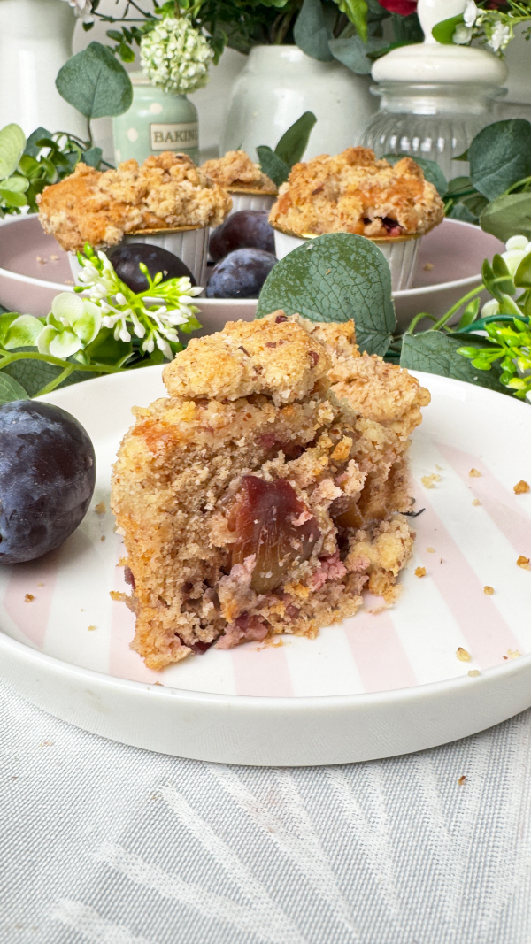 Zwetschgen-Muffins mit Streuseln, saftig und einfach 3 Zwetschgen-Muffins mit Streuseln, saftig und einfach 3