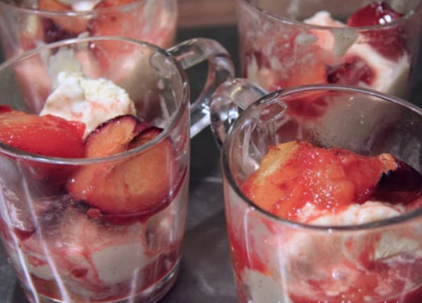 Jamie Oliver 30 Minuten Menü-Blumenkohl-Makkaroni-Auflauf, bunter Chicoréesalat, grünes Joghurtdessing und Pflaumen aus dem Ofen 6 Jamie Oliver 30 Minuten Menü- Blumenkohl-Makkaroni-Auflauf, bunter Chicoréesalat, grünes Joghurtdessing und Pflaumen aus dem Ofen