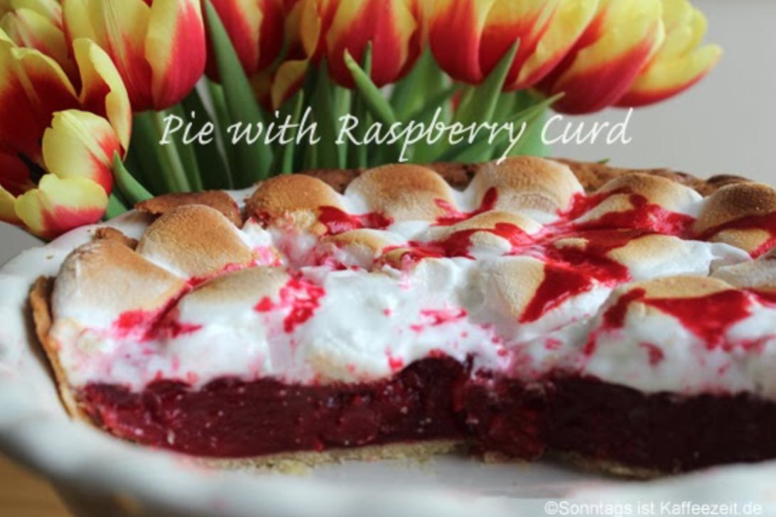 Mega leckere Pie with Raspberry Curd Rezept