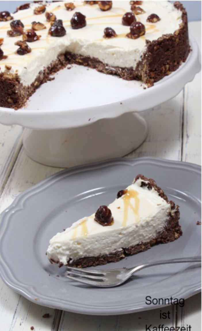 Karamellmoussetorte mit schoko-knusperboden