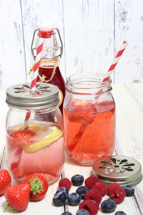 Erdbeer-Waldfrucht Sirup mit Diamant Sirupzucker