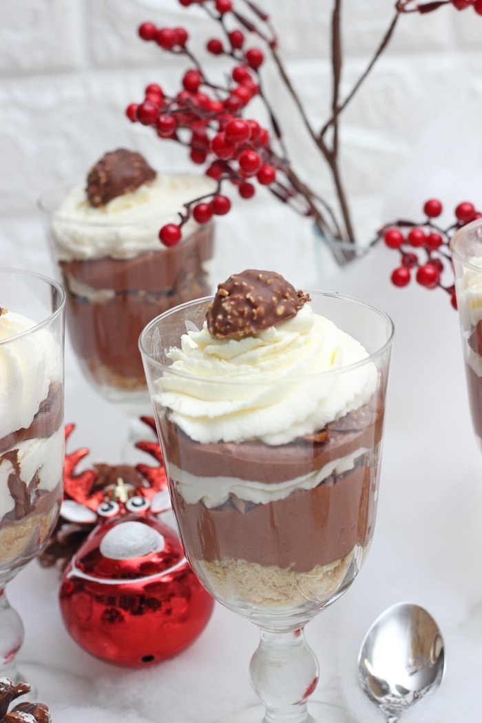 Rocher Schichtdessert mit Mousse au Chocolate und Butterspekulatius 