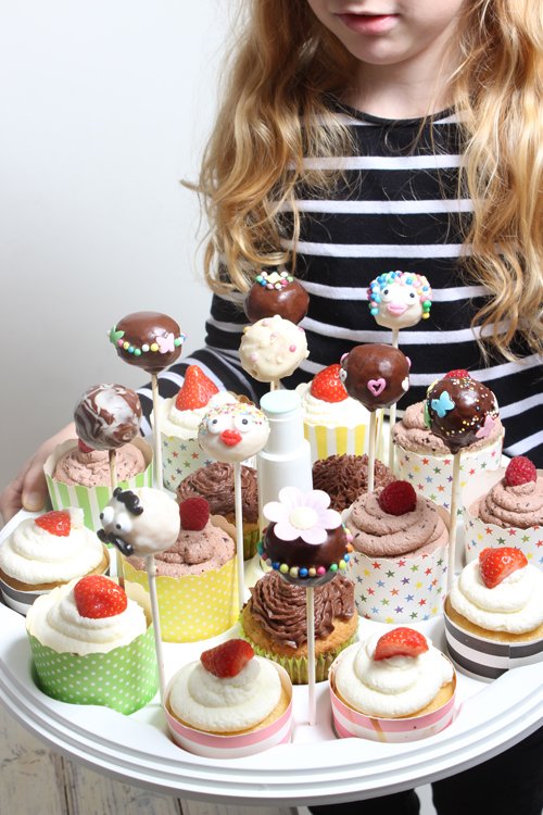 Img_mit emsa mybakery falt-partybutler unterwegs