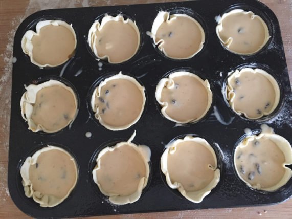 Maids of Honour 3 Zutaten für den perfekten Genuss: Knusprig, cremig, fruchtig! 12 Maids of Honour: 3 Zutaten für den perfekten Genuss: Knusprig, cremig, fruchtig!