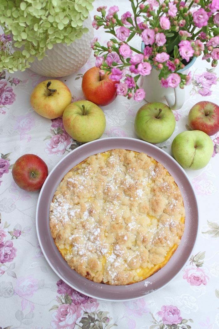 Apfel-Flammeri-Streuselkuchen Rezept