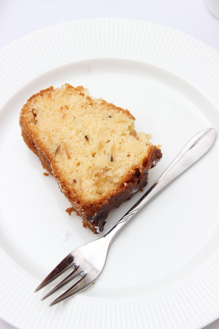 Apfel-Gugelhupf Rezept - saftig und fruchtig | Low Carb und Glutenfrei