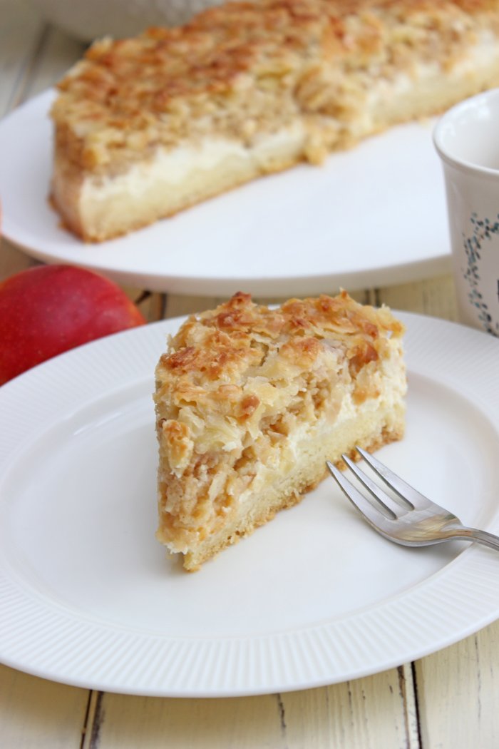 Mega leckerer cremiger Apfel-Mandel-Käsekuchen Rezept