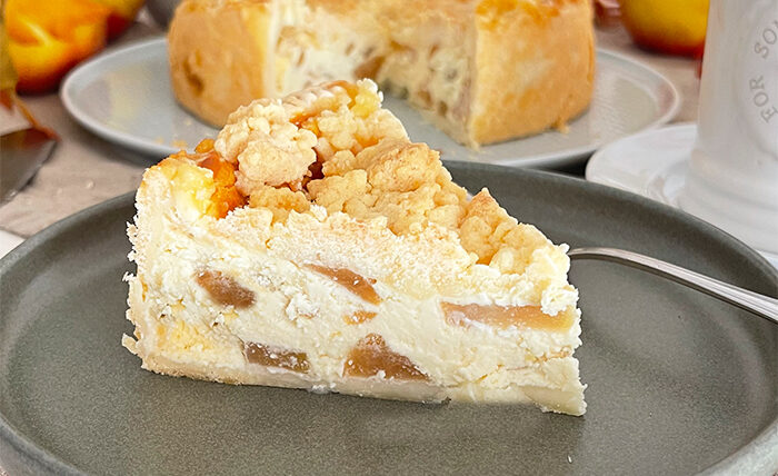 Apfel-Käsekuchen mit Streusel - Unwiderstehliches Rezept, Apfelkuchen mit Streusel, Apfelkuchen Rezept,Omas Rezept, Einfacher Apfelkuchen