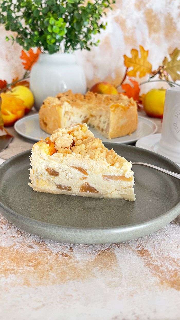 Apfel-käsekuchen mit streusel - unwiderstehliches rezept, apfelkuchen mit streusel, apfelkuchen rezept,omas rezept, einfacher apfelkuchen