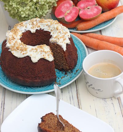 IMG Apfel Karotten Schokoladenkuchen TL