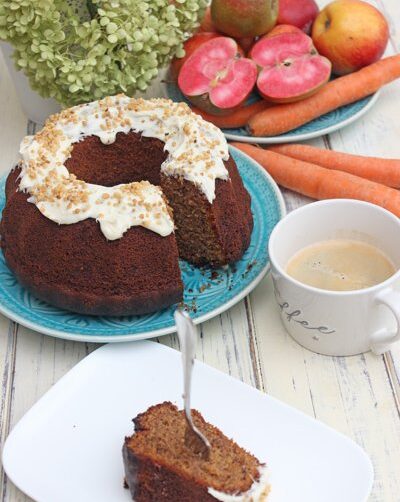 IMG Apfel Karotten Schokoladenkuchen TL