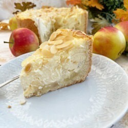 IMG Apfelkuchen mit Pudding und Mandelblaettchen Rezept 04