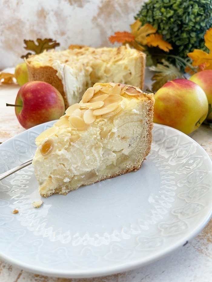 Apfelkuchen mit pudding und mandeln rezept
