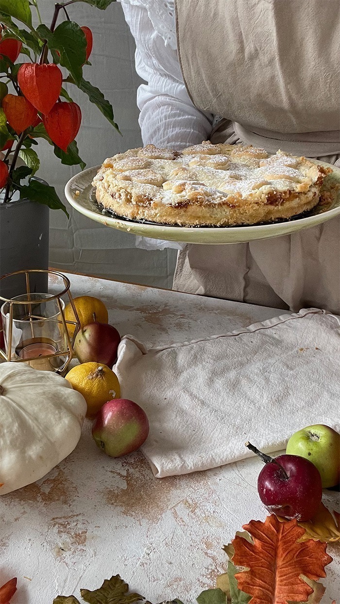 Apfelkuchen mit Schlagsahne Rezept