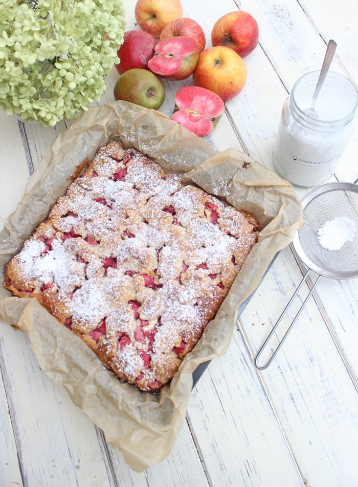 Himmlischer einfacher Apfelkuchen mit Butterstreuseln 1