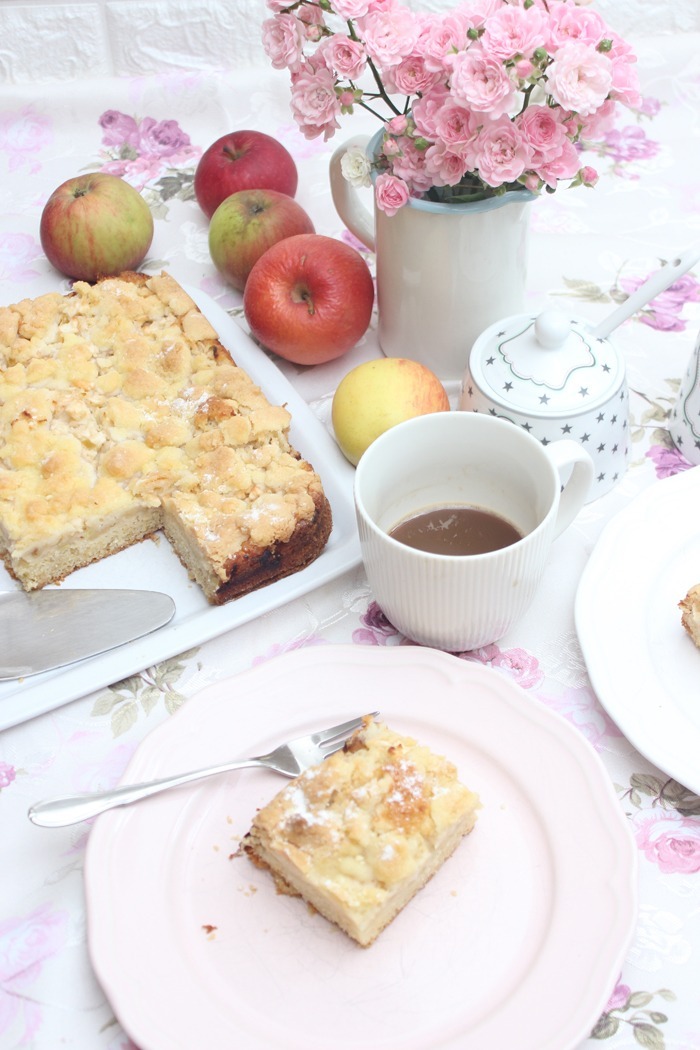 Apfelkuchen mit Streuseln Rezept 