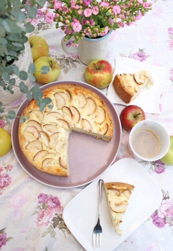 Apfelkuchen mit einer Schmand Sahne Creme Rezept, Apfelkuchen Rezepte 