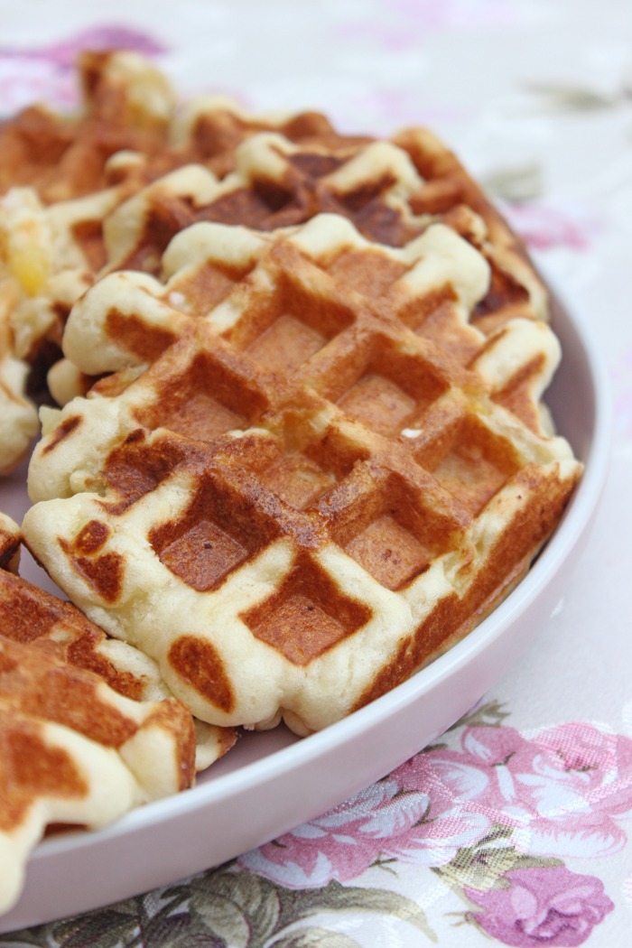Apfelwaffeln mit Bananedip 