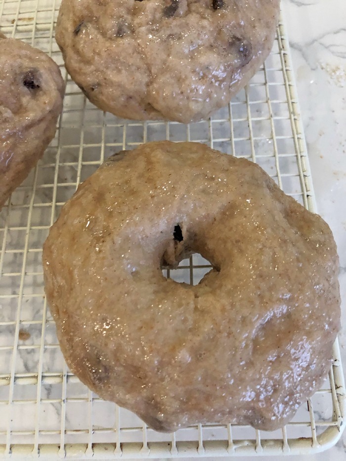 Bagels mit Zimt und Rosinen - Cinnamon-Raisin Bagel