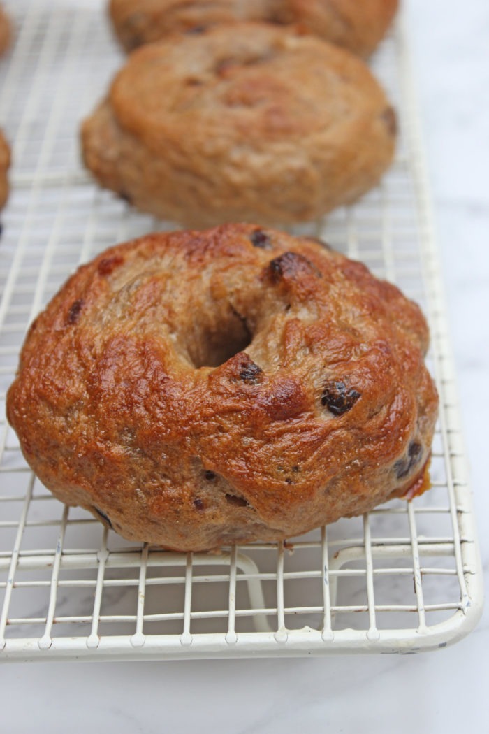 Bagels mit Zimt und Rosinen - Cinnamon-Raisin Bagel