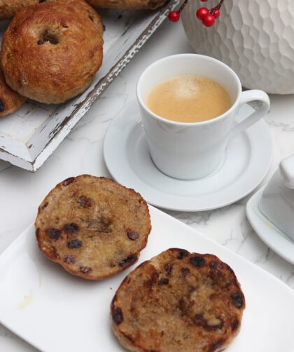 Bagels mit Zimt und Rosinen