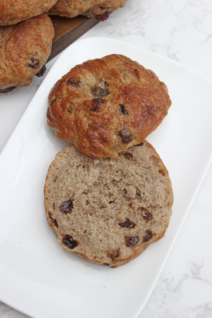 Bagels mit Zimt und Rosinen - Cinnamon-Raisin Bagel