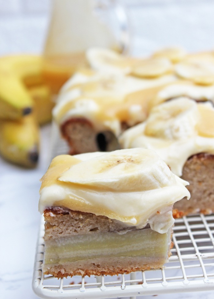 Super cremiger Bananenkuchen mit Karamell-Frischkäse-Creme 1