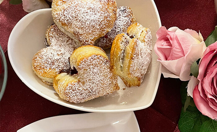IMG Blaetterteig Herzen mit Nutella und Fruechten 2