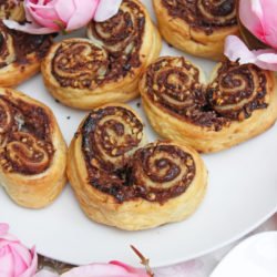 IMG Blaetterteig Herzen mit nutella 1